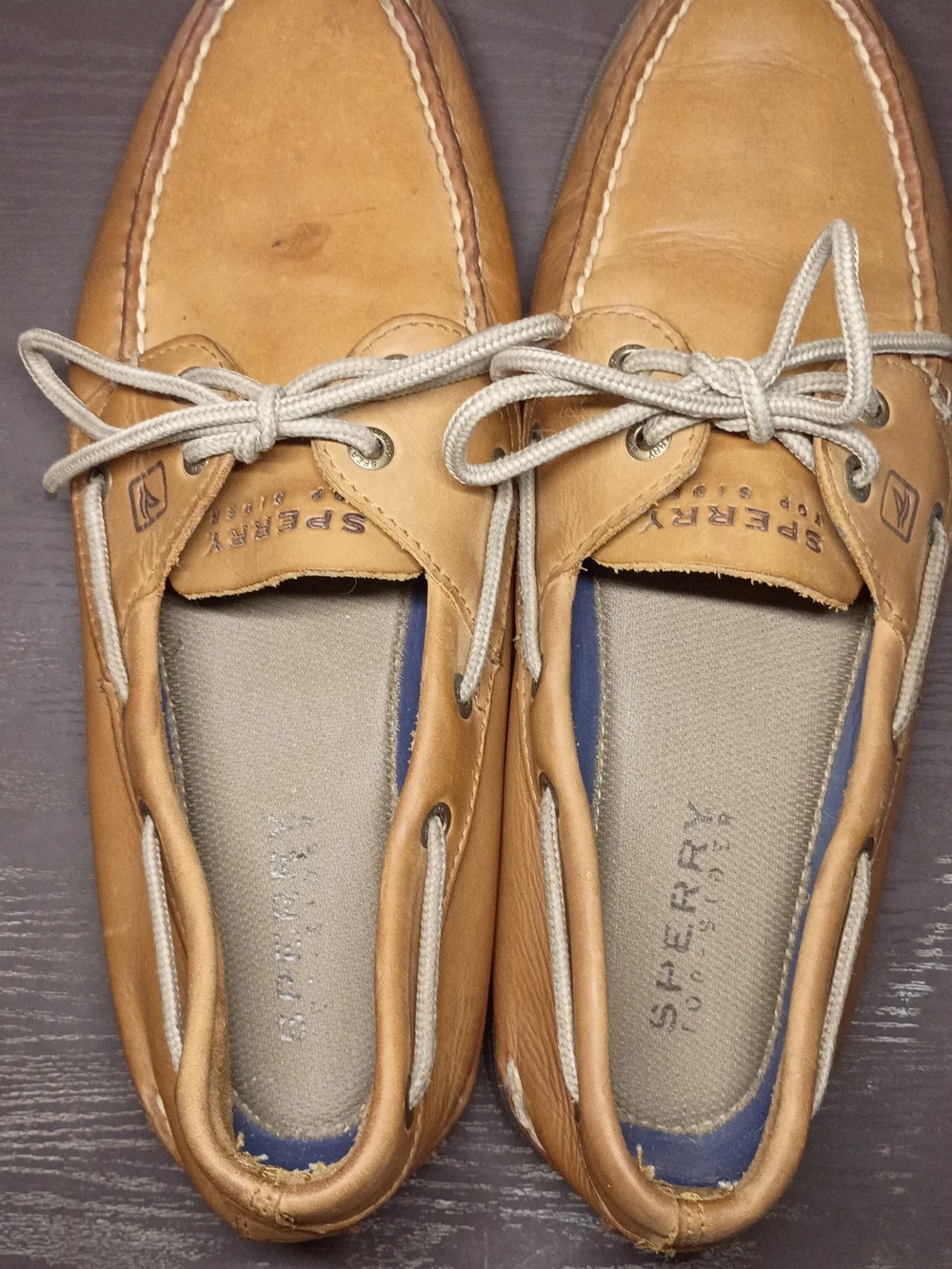 Sperry Men's 11M Tan Leather Boat Shoes with Beige Laces. Great Shape.